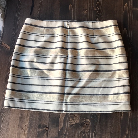 J. Crew factory Gold and Cream mini skirt - Picture 3 of 5